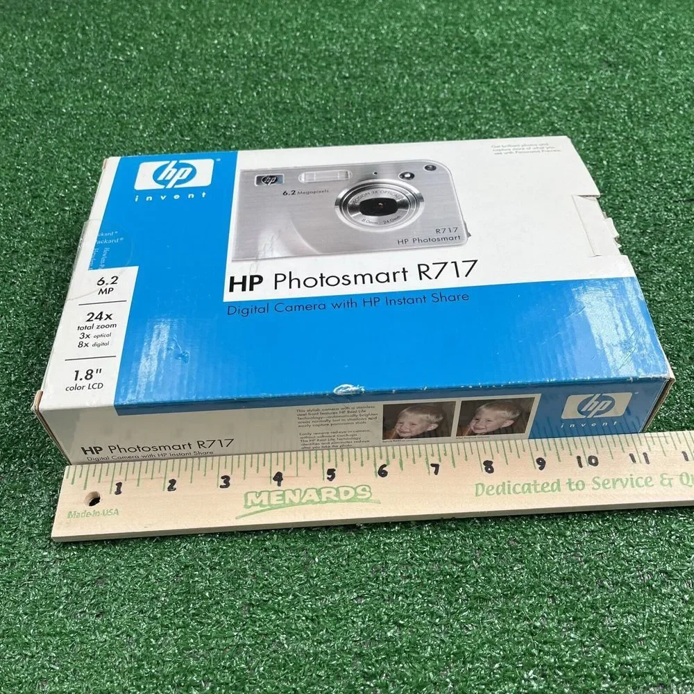 HP PhotoSmart R707 5.1MP Digital‎ Camera With HP Instant Share For Parts